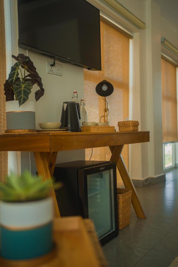 Montagne Boutique Hotel Kampot Bagian luar foto