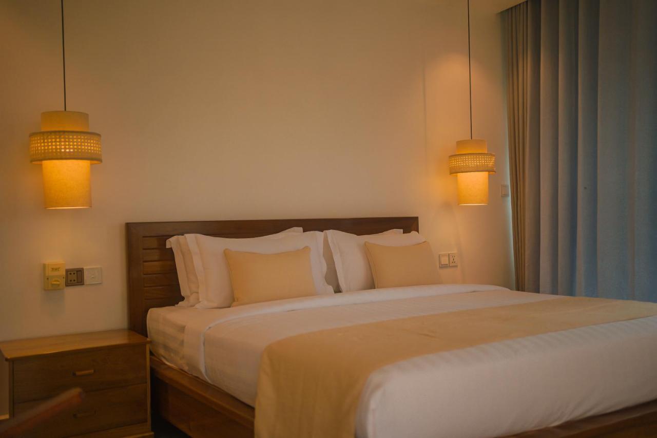 Montagne Boutique Hotel Kampot Bagian luar foto