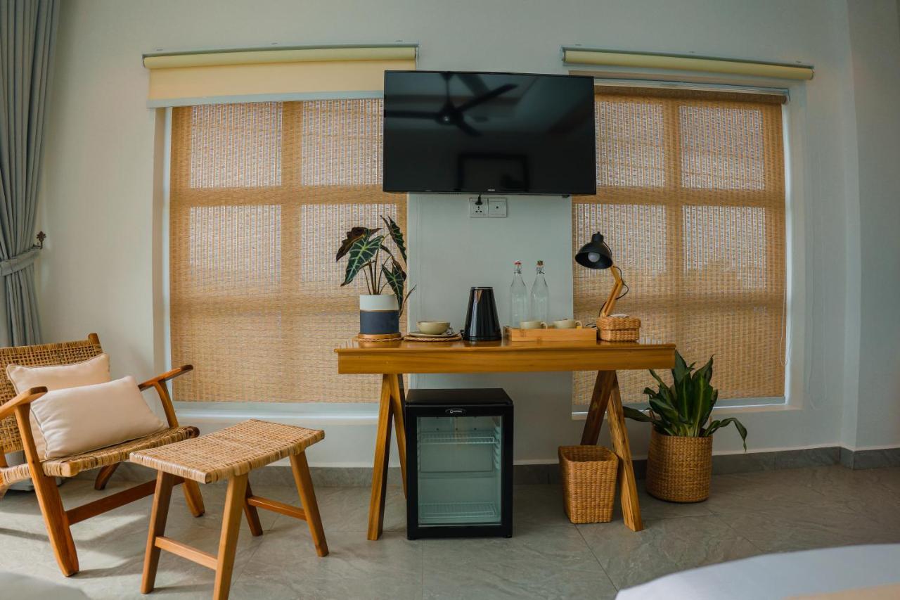 Montagne Boutique Hotel Kampot Bagian luar foto