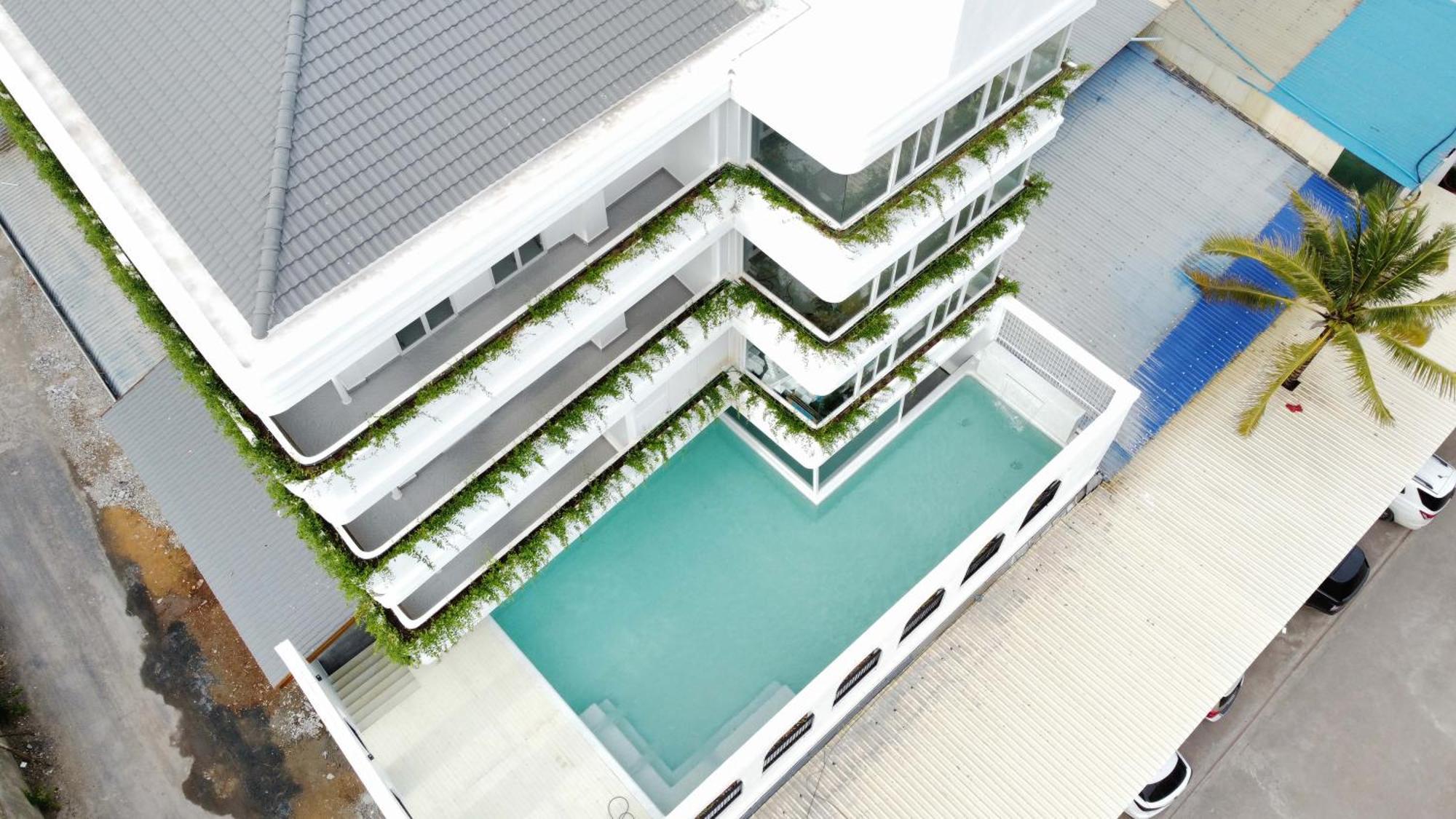 Montagne Boutique Hotel Kampot Bagian luar foto